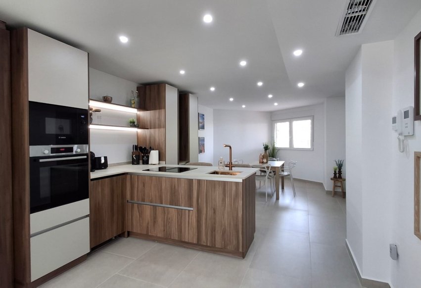 Reventa - Apartamento / Dúplex - Torrevieja - Playa Acequion
