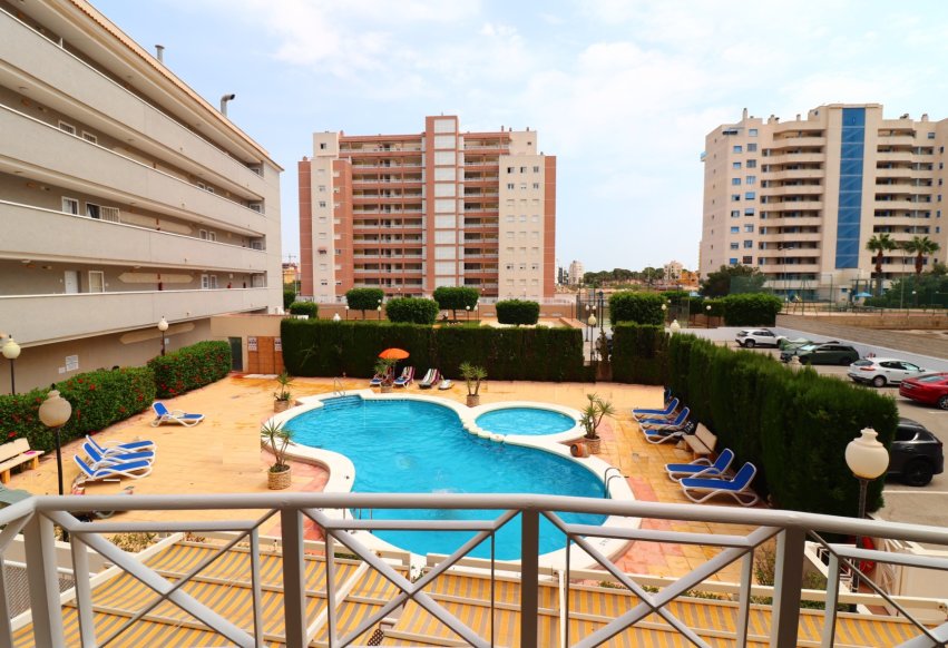 Reventa - Apartamento / piso - Guardamar del Segura
