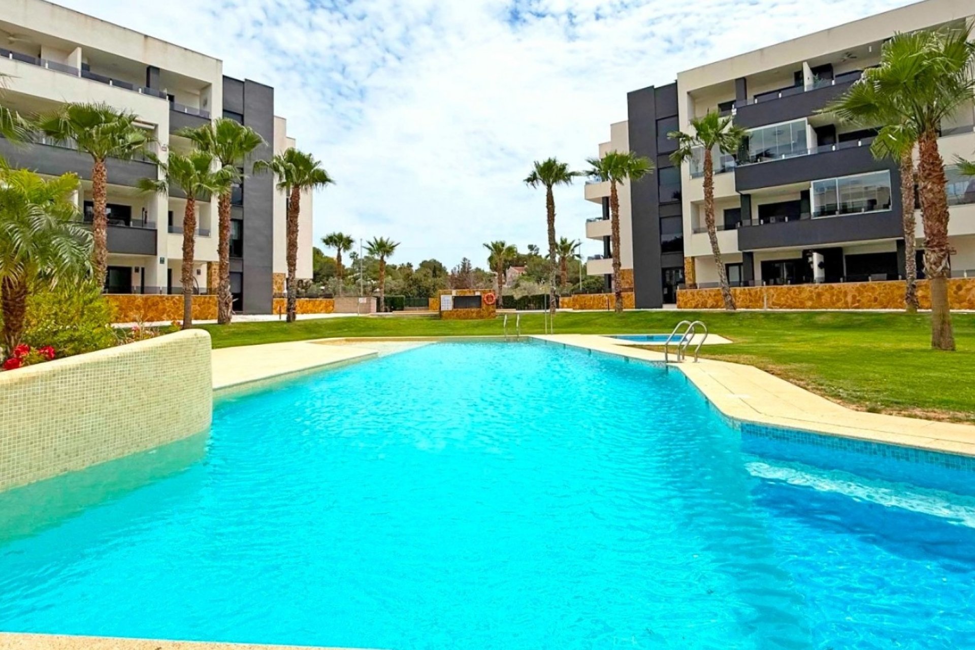 Reventa - Apartamento / piso - Orihuela Costa - Los Balcones - Los Altos