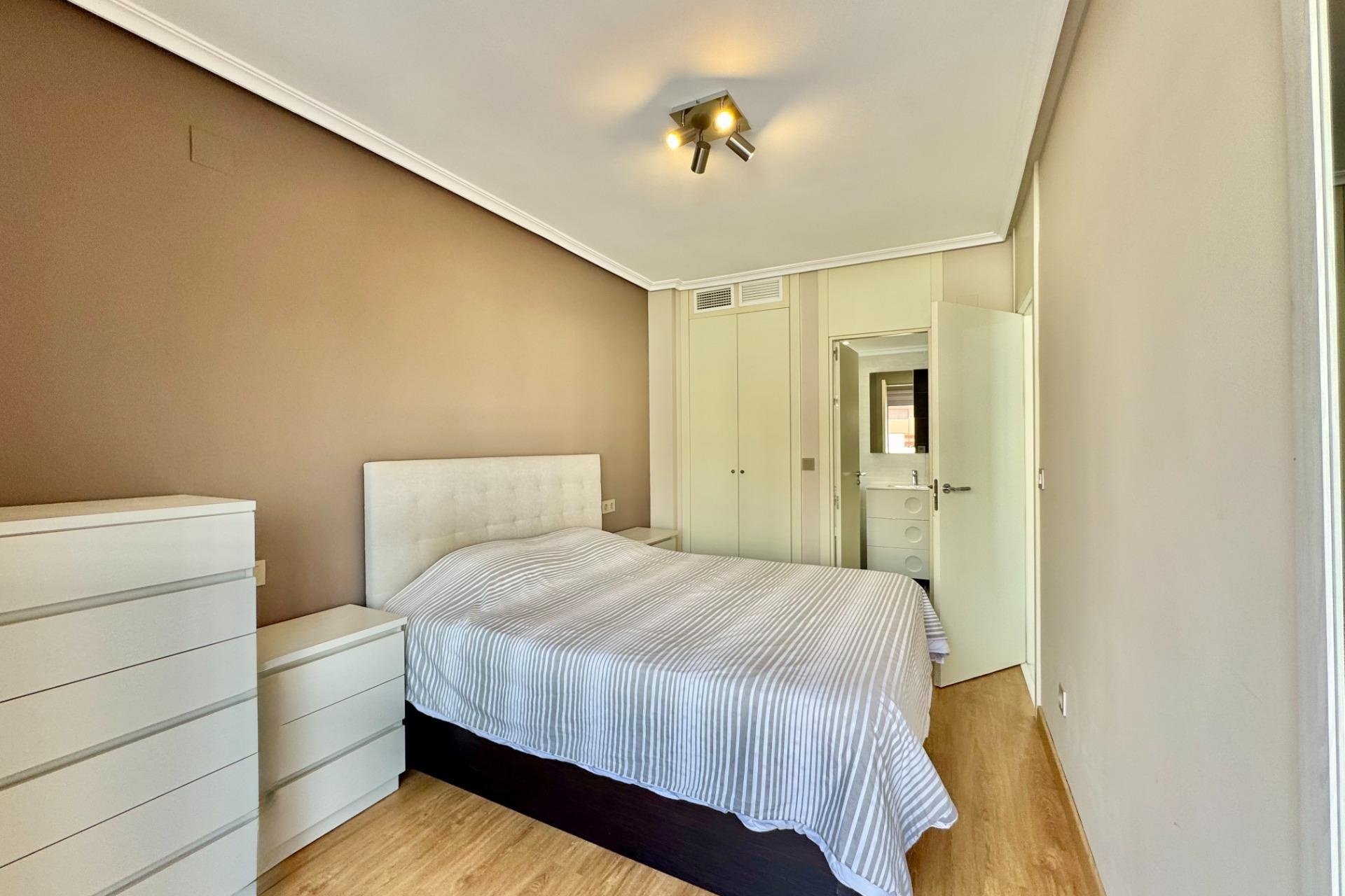 Reventa - Apartamento / piso - Orihuela Costa - Punta Prima