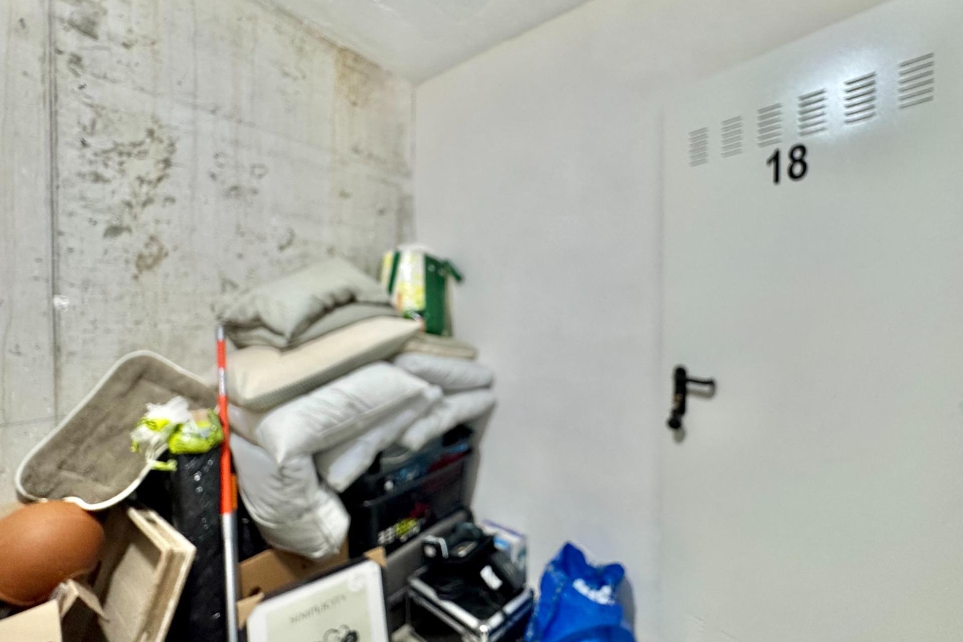 Reventa - Apartamento / piso - Orihuela - Las Colinas Golf - Country Club