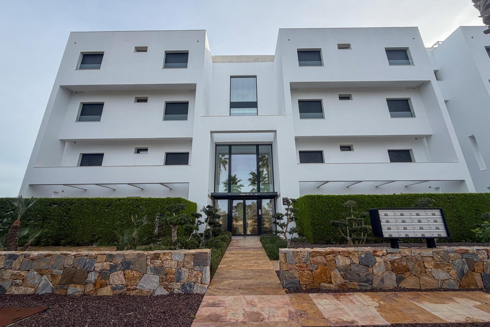 Reventa - Apartamento / piso - Orihuela - Las Colinas Golf - Country Club