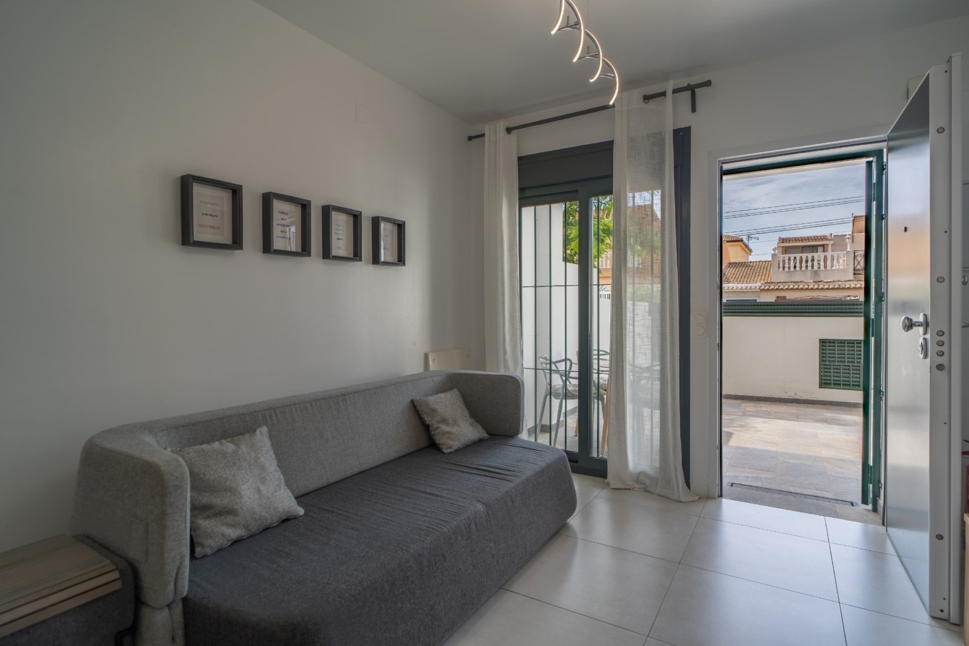 Reventa - Apartamento / piso - Pilar de la Horadada - Mil Palmeras
