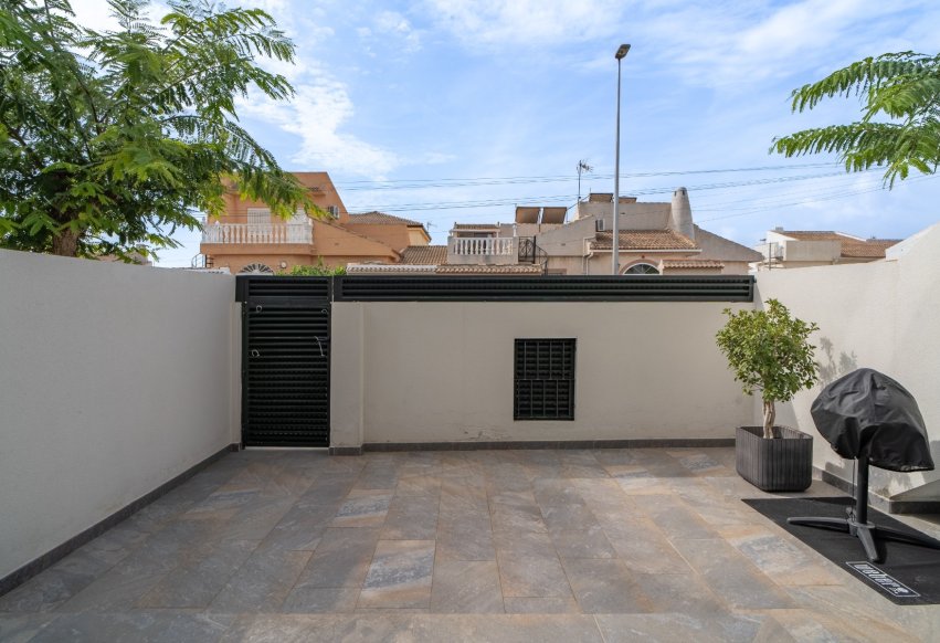 Reventa - Apartamento / piso - Pilar de la Horadada - Mil Palmeras