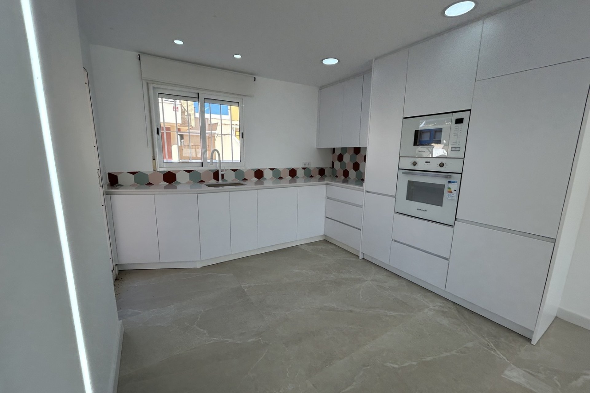 Reventa - Apartamento / piso - Pilar de la Horadada