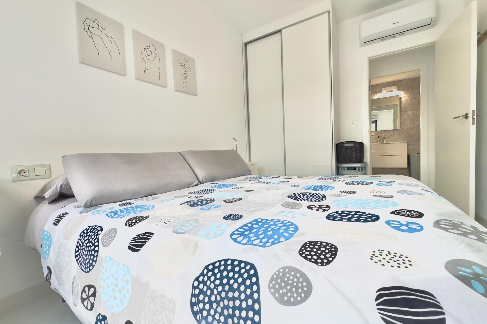 Reventa - Apartamento / piso - San Miguel de Salinas - Pueblo 9