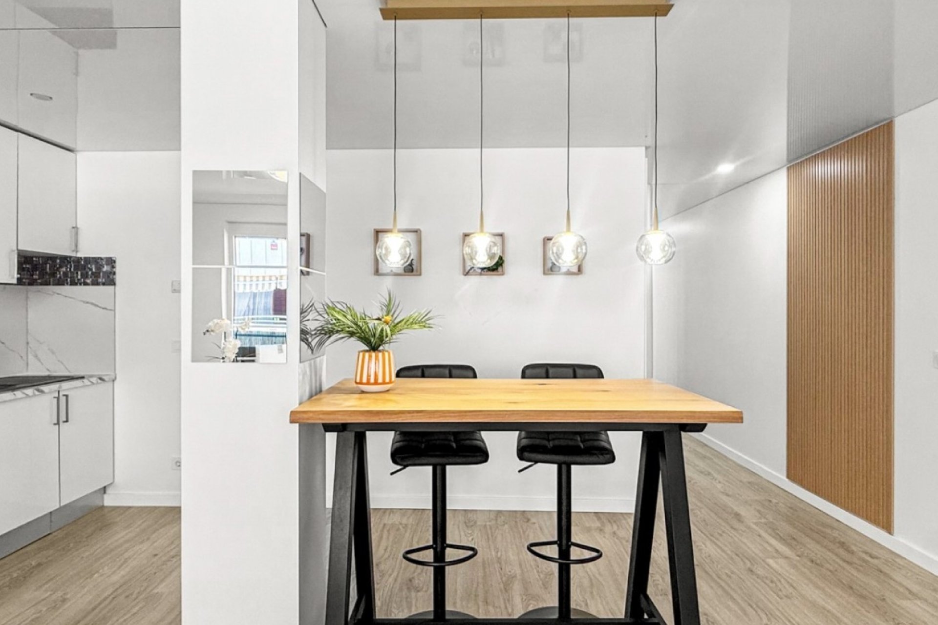 Reventa - Apartamento / piso - Torrevieja - El Acequión - Los Náufragos
