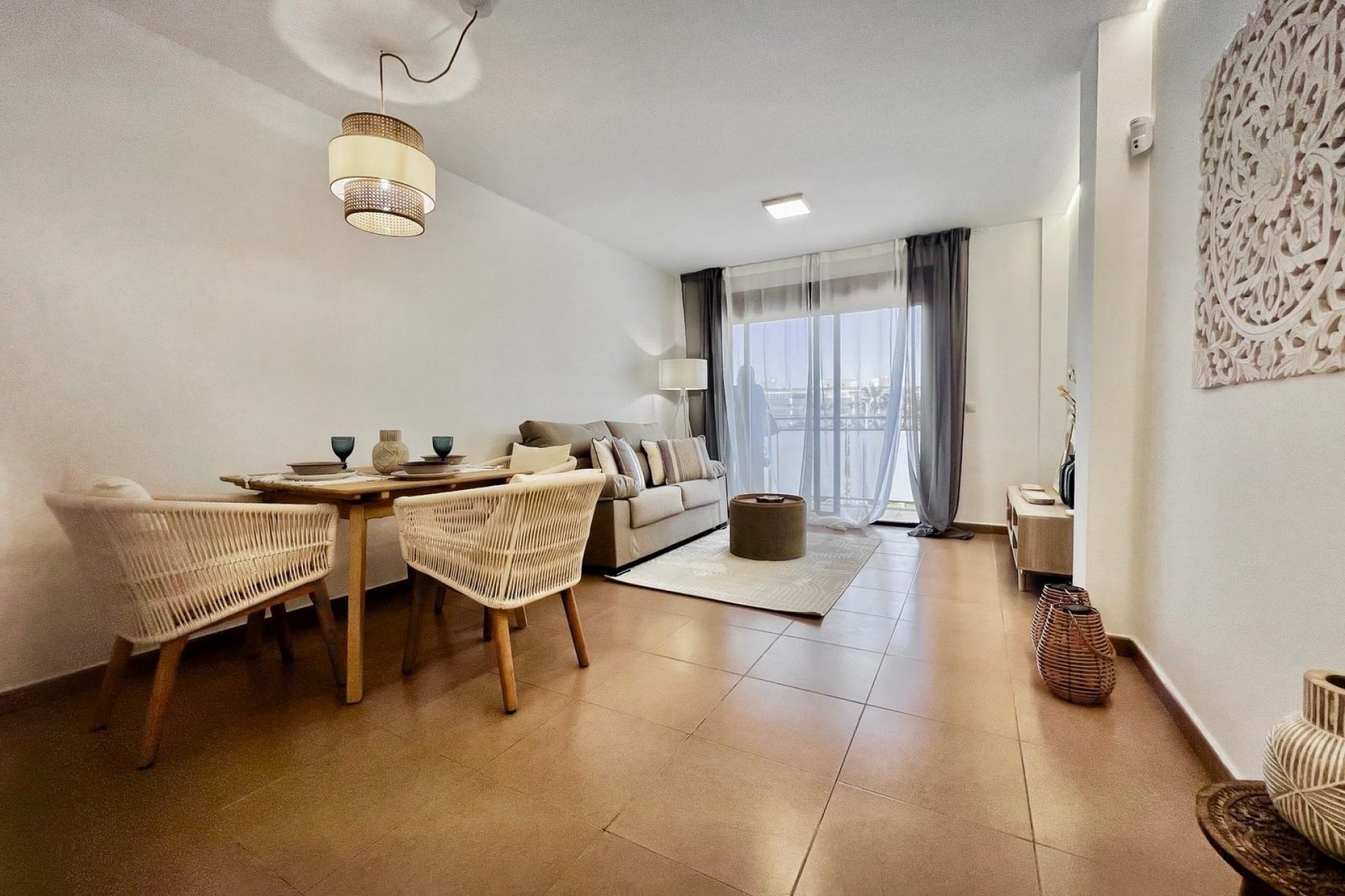 Reventa - Apartamento / piso - Torrevieja - El Acequión - Los Náufragos