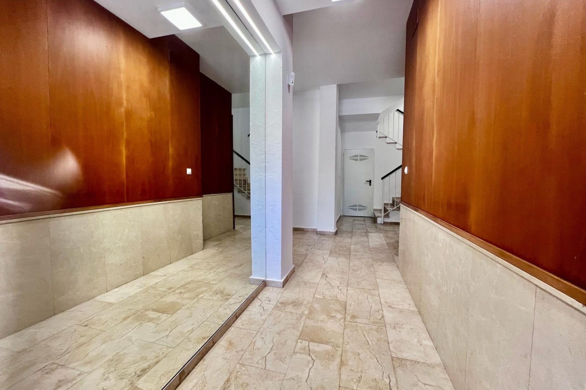 Reventa - Apartamento / piso - Torrevieja - El Acequión - Los Náufragos