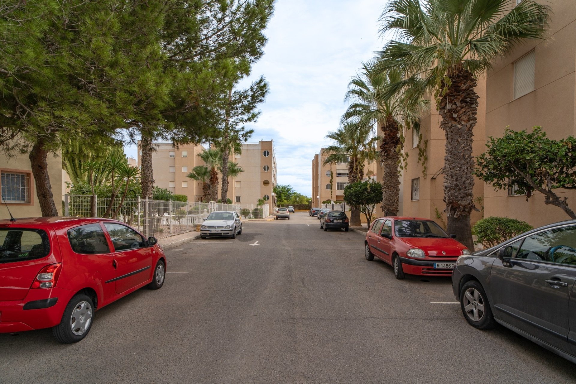 Reventa - Apartamento / piso - Torrevieja - La Siesta - El Salado -  Torreta