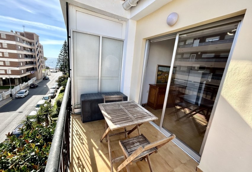 Reventa - Apartamento / piso - Torrevieja