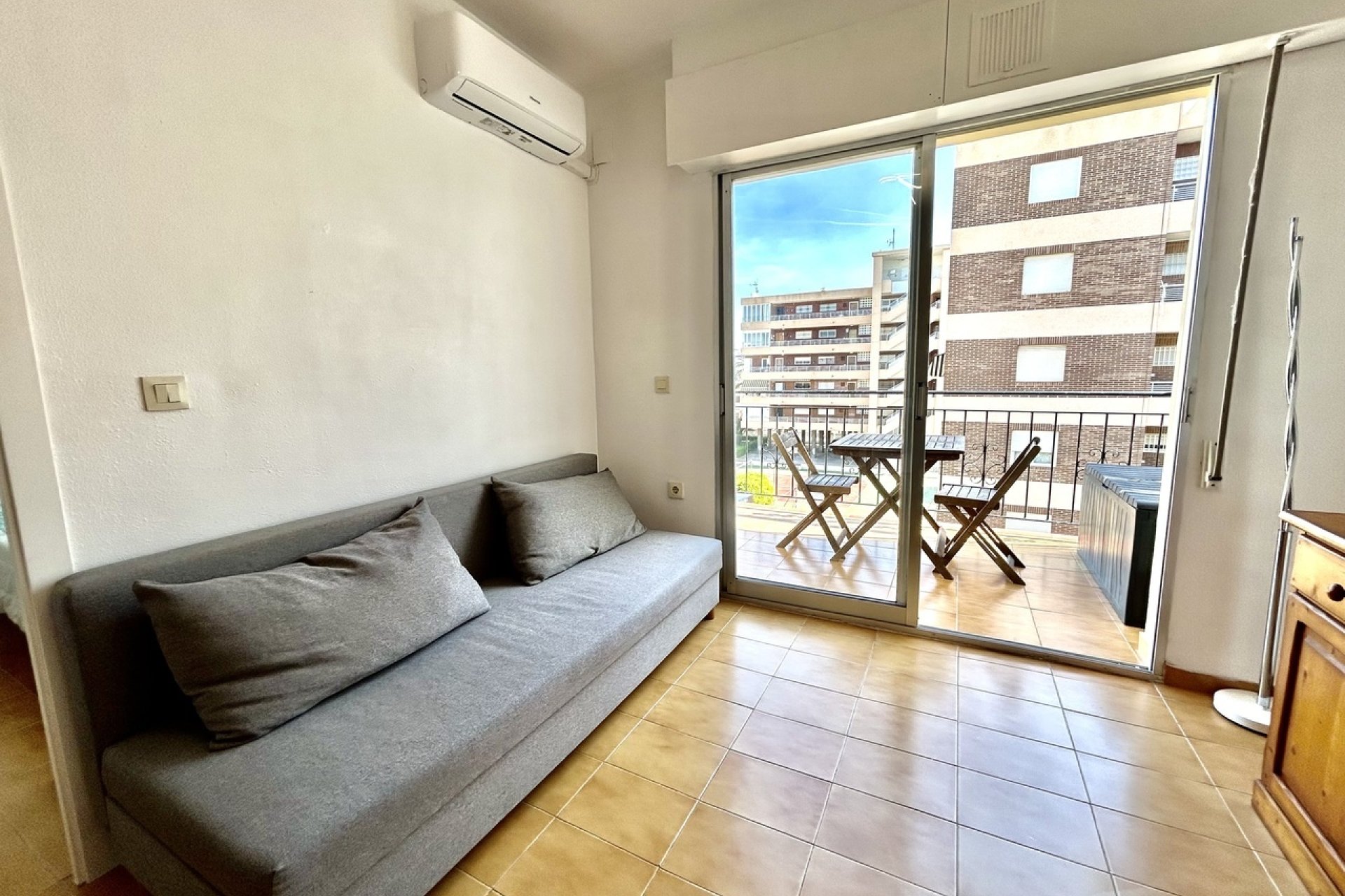 Reventa - Apartamento / piso - Torrevieja