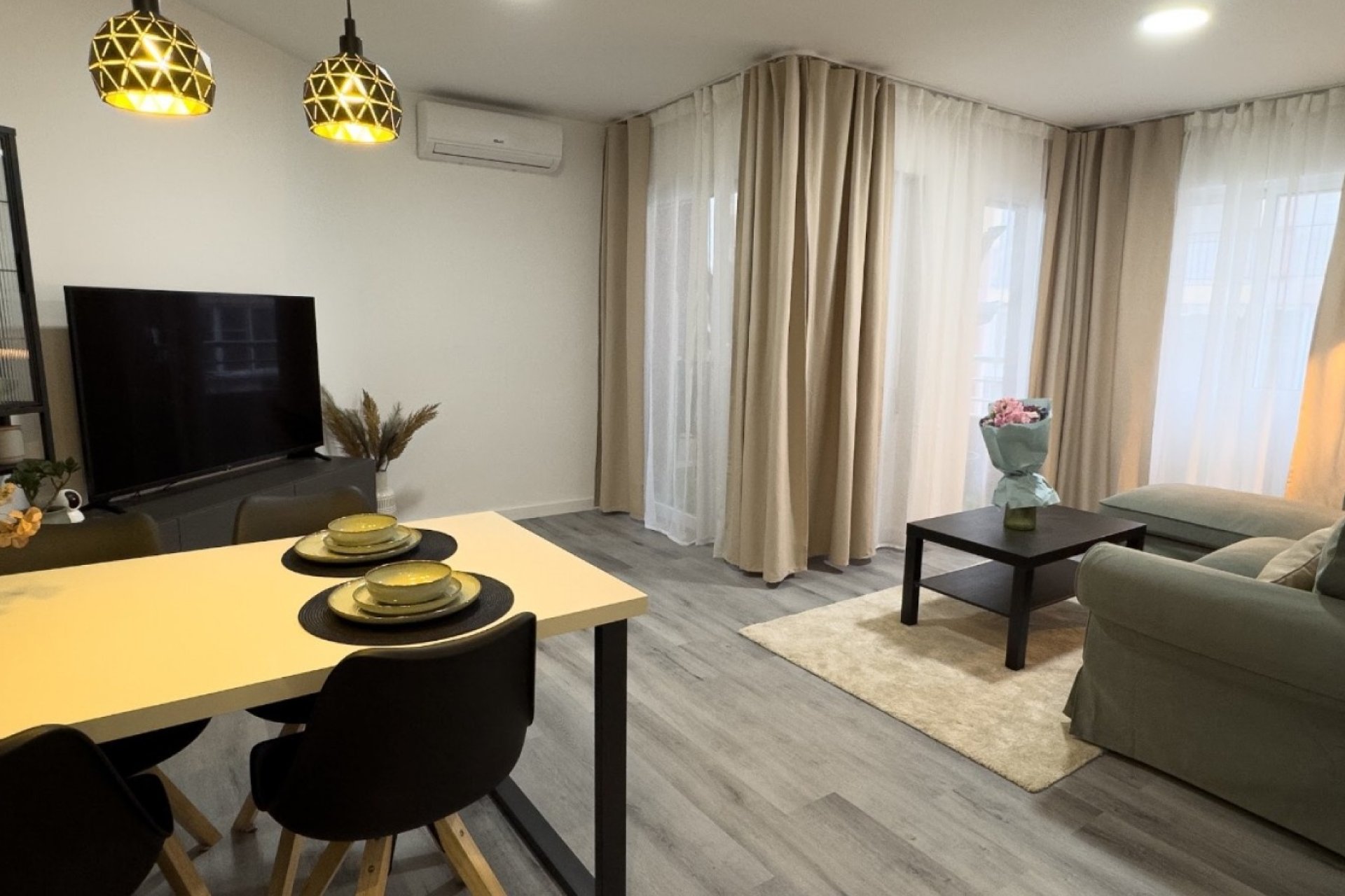 Reventa - Apartamento / piso - Torrevieja