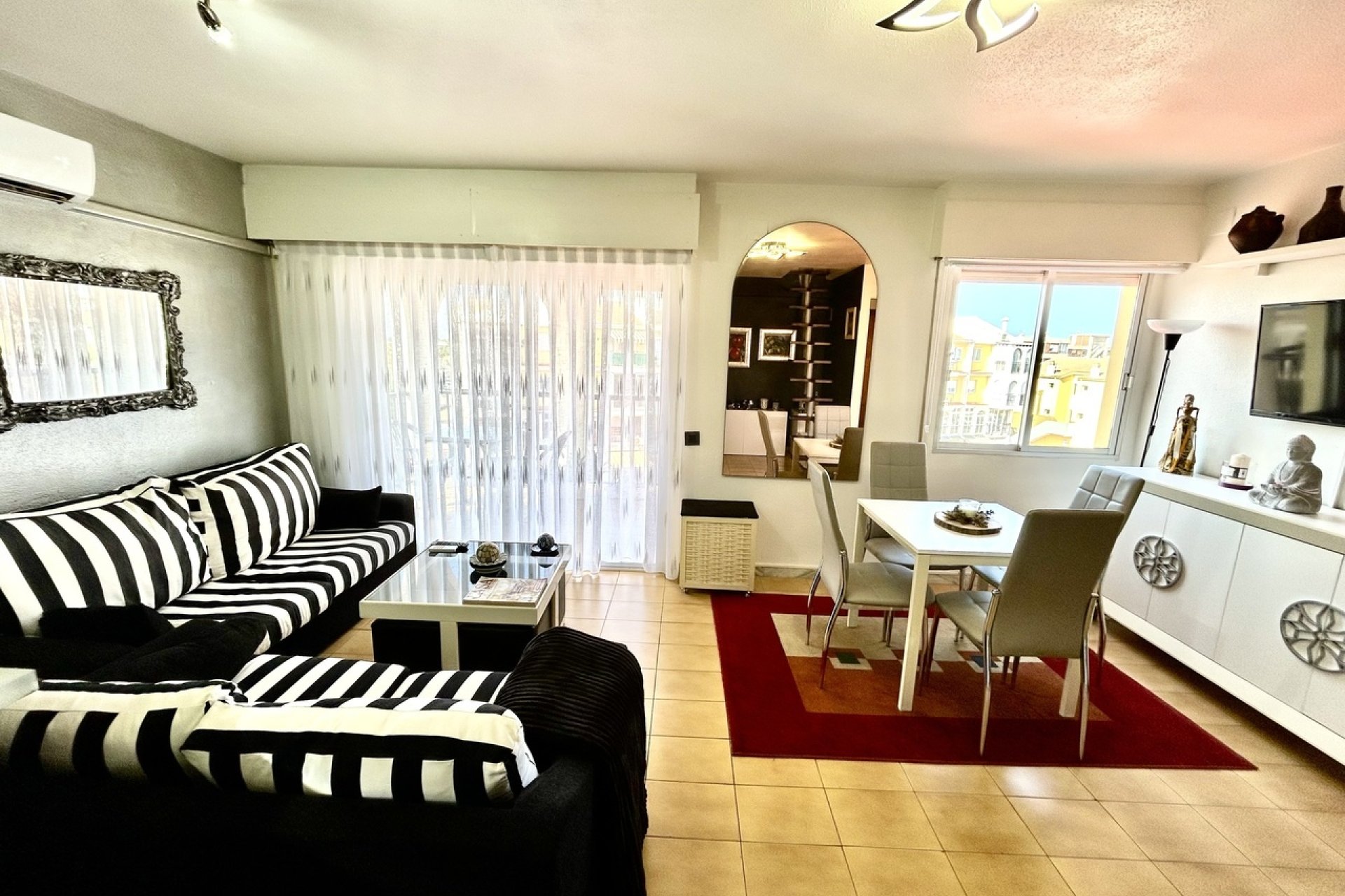 Reventa - Apartamento / piso - Torrevieja