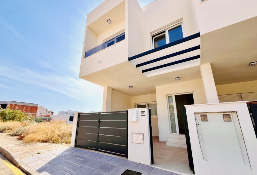 Reventa - Duplex - Pilar de la Horadada