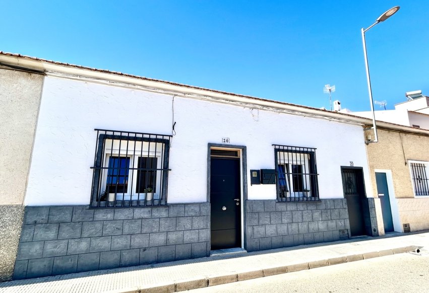 Reventa - Duplex - San Miguel de Salinas