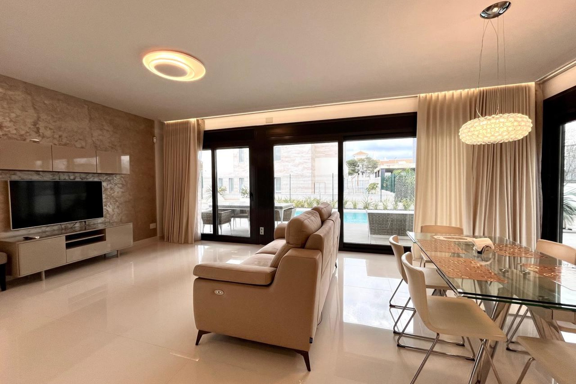 Reventa - Villa - Orihuela Costa - Dehesa de Campoamor