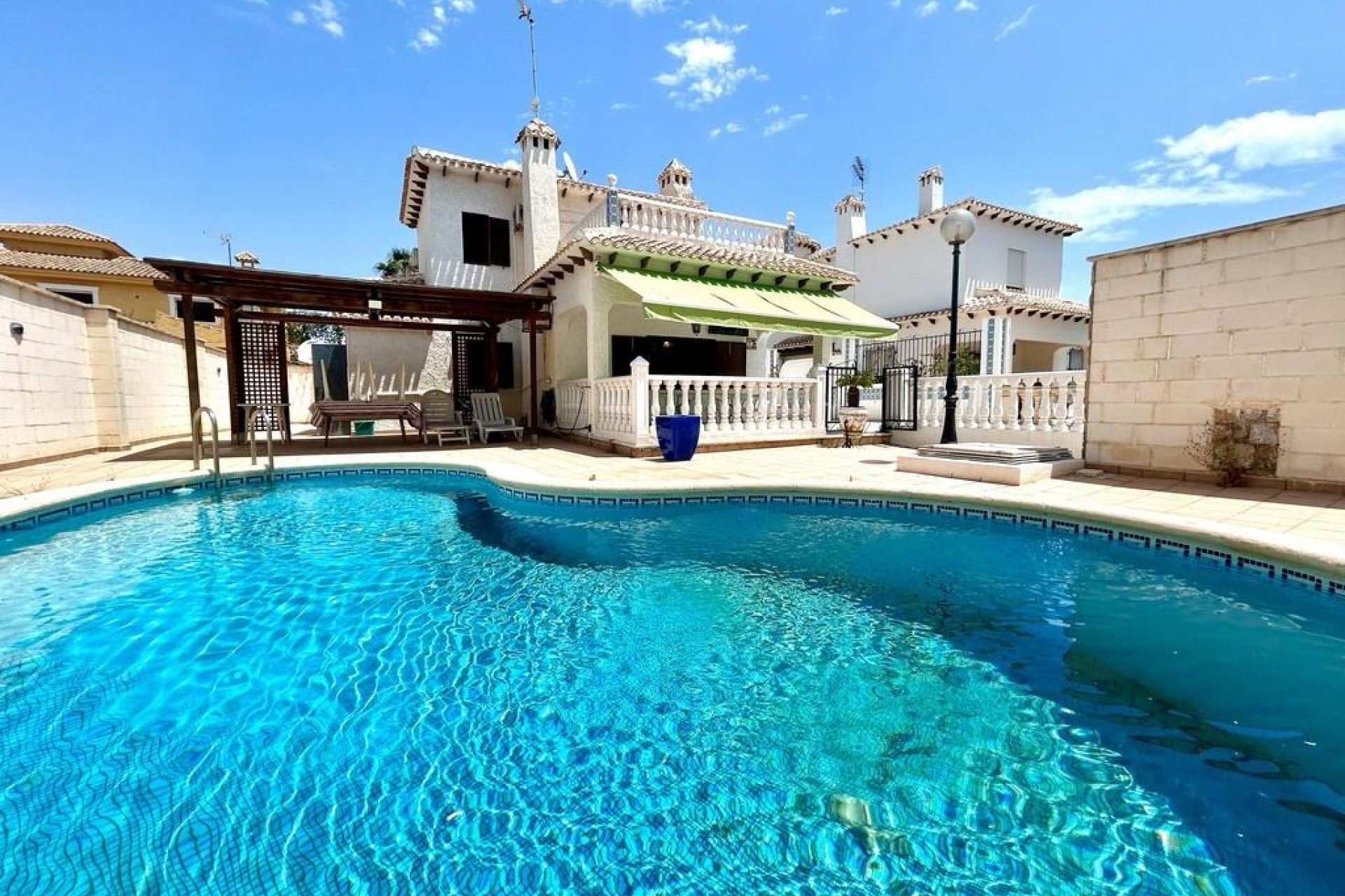 Reventa - Villa - Orihuela Costa - La Zenia
