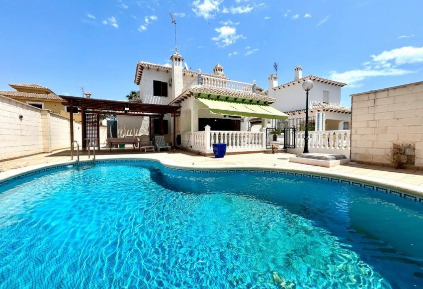 Reventa - Villa - Orihuela Costa - La Zenia