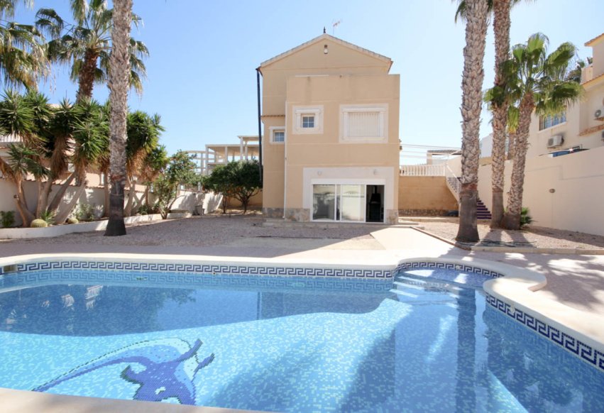 Reventa - Villa - Orihuela Costa - La Zenia
