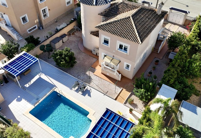 Reventa - Villa - Orihuela Costa - La Zenia