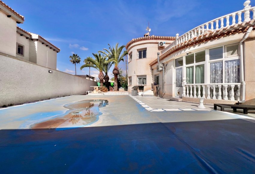 Reventa - Villa - Orihuela Costa - La Zenia