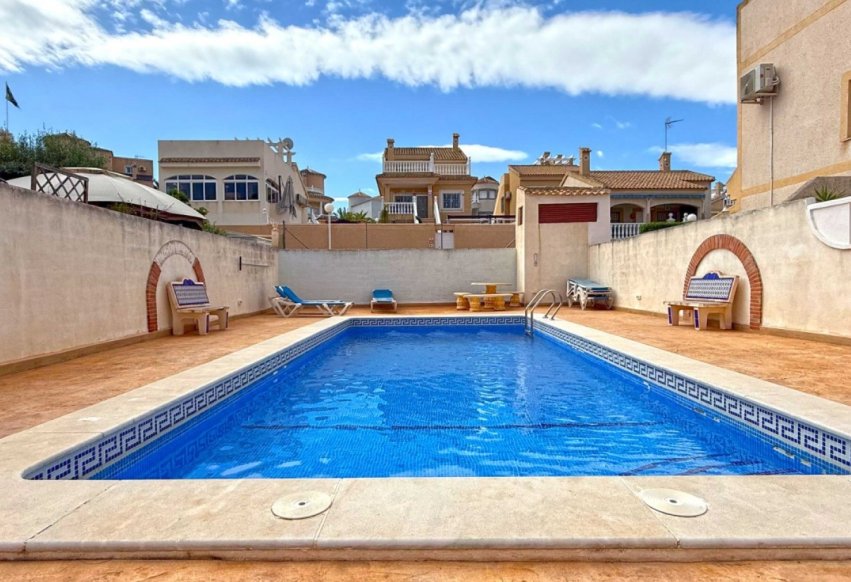 Reventa - Villa - Orihuela Costa - Los Altos
