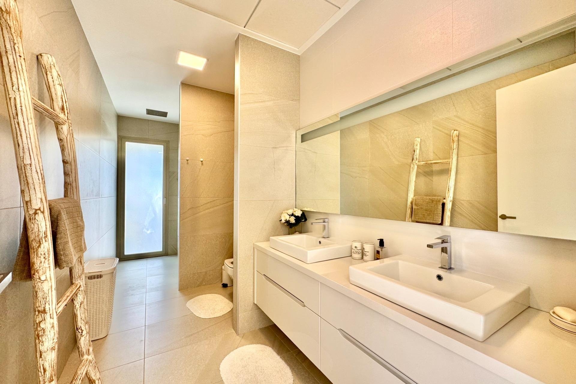 Reventa - Villa - Orihuela - Las Colinas Golf - Country Club
