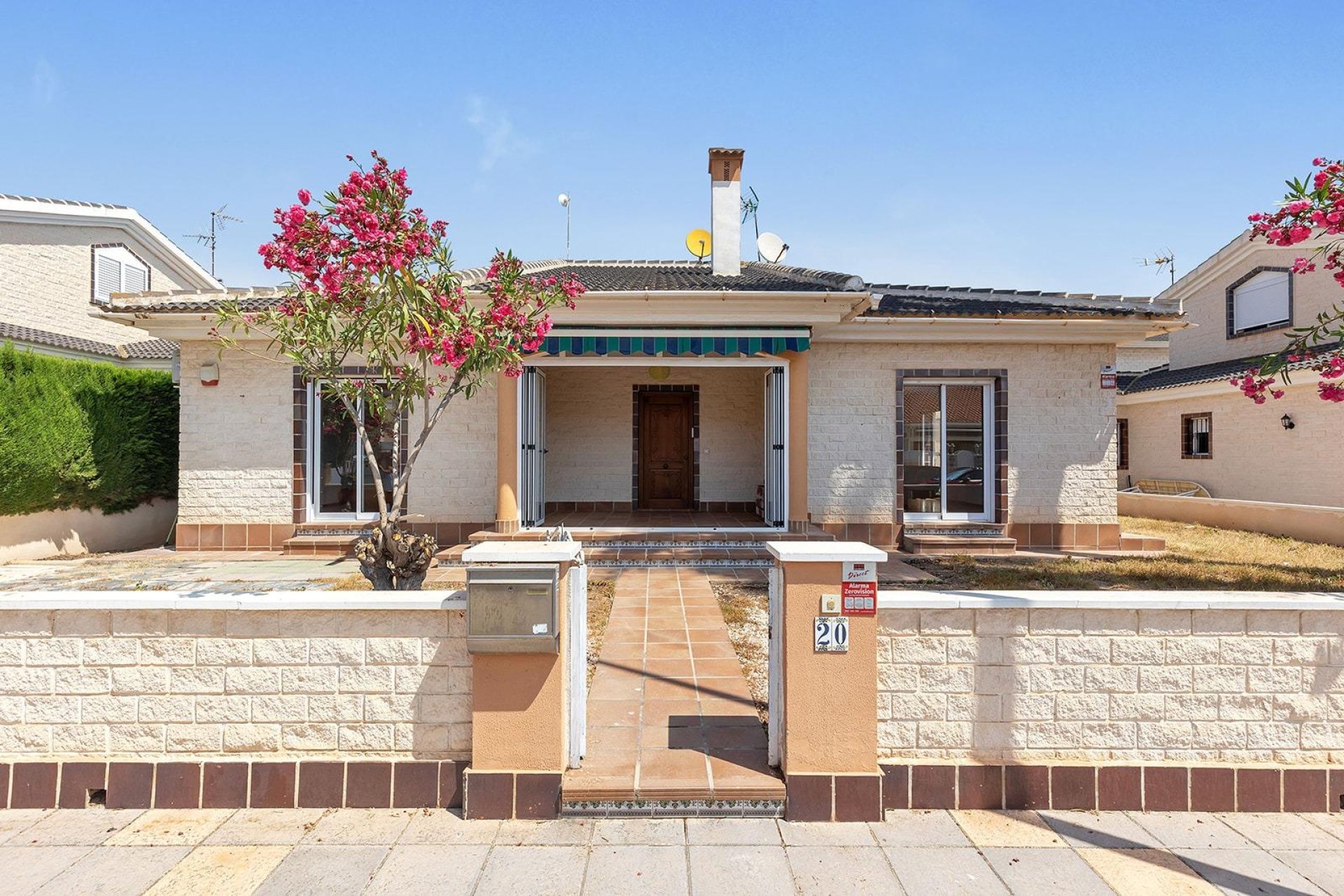 Reventa - Villa - Pilar de la Horadada - La Torre de la Horadada