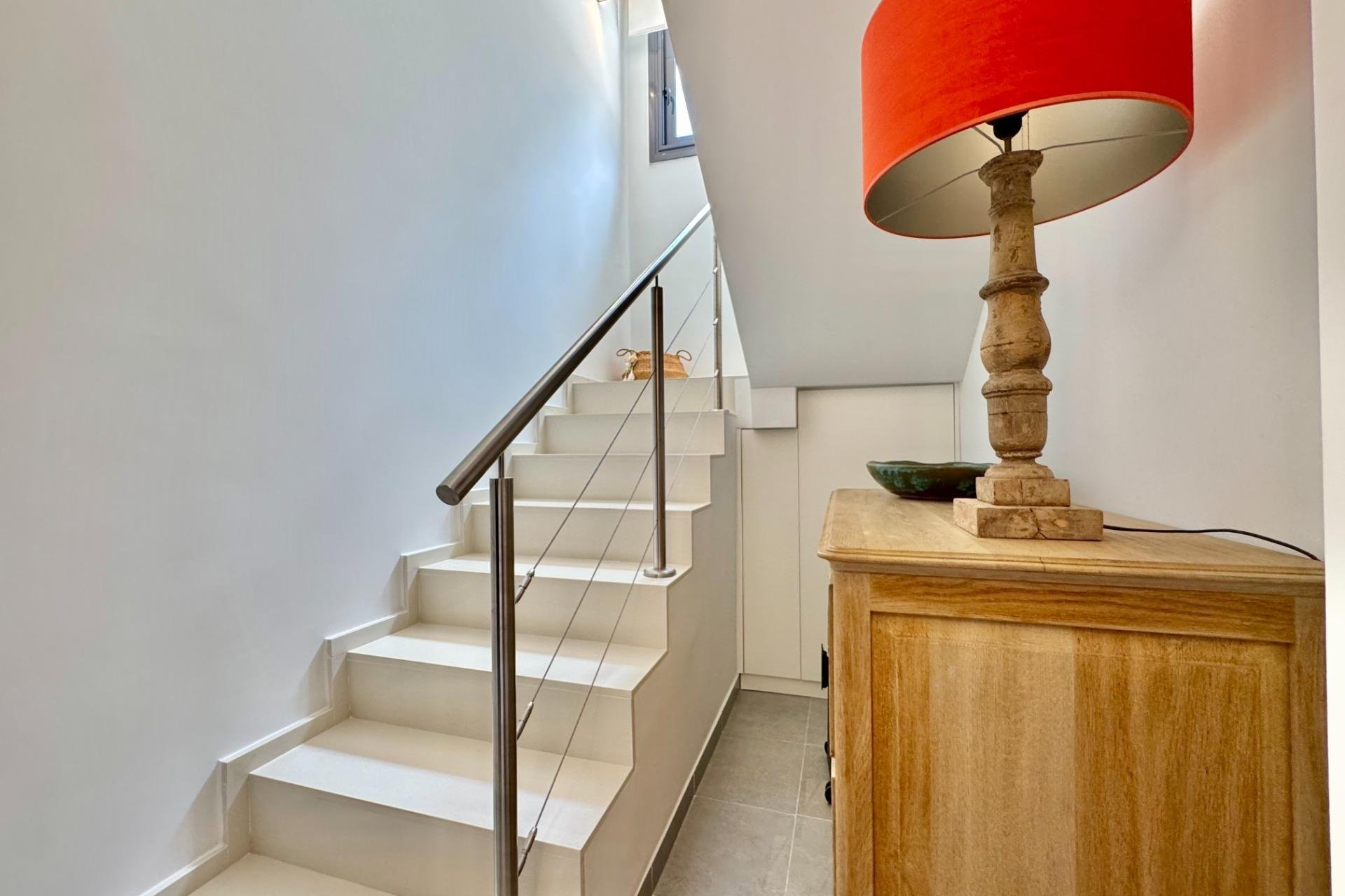 Reventa - Villa - San Miguel de Salinas - Bellavista