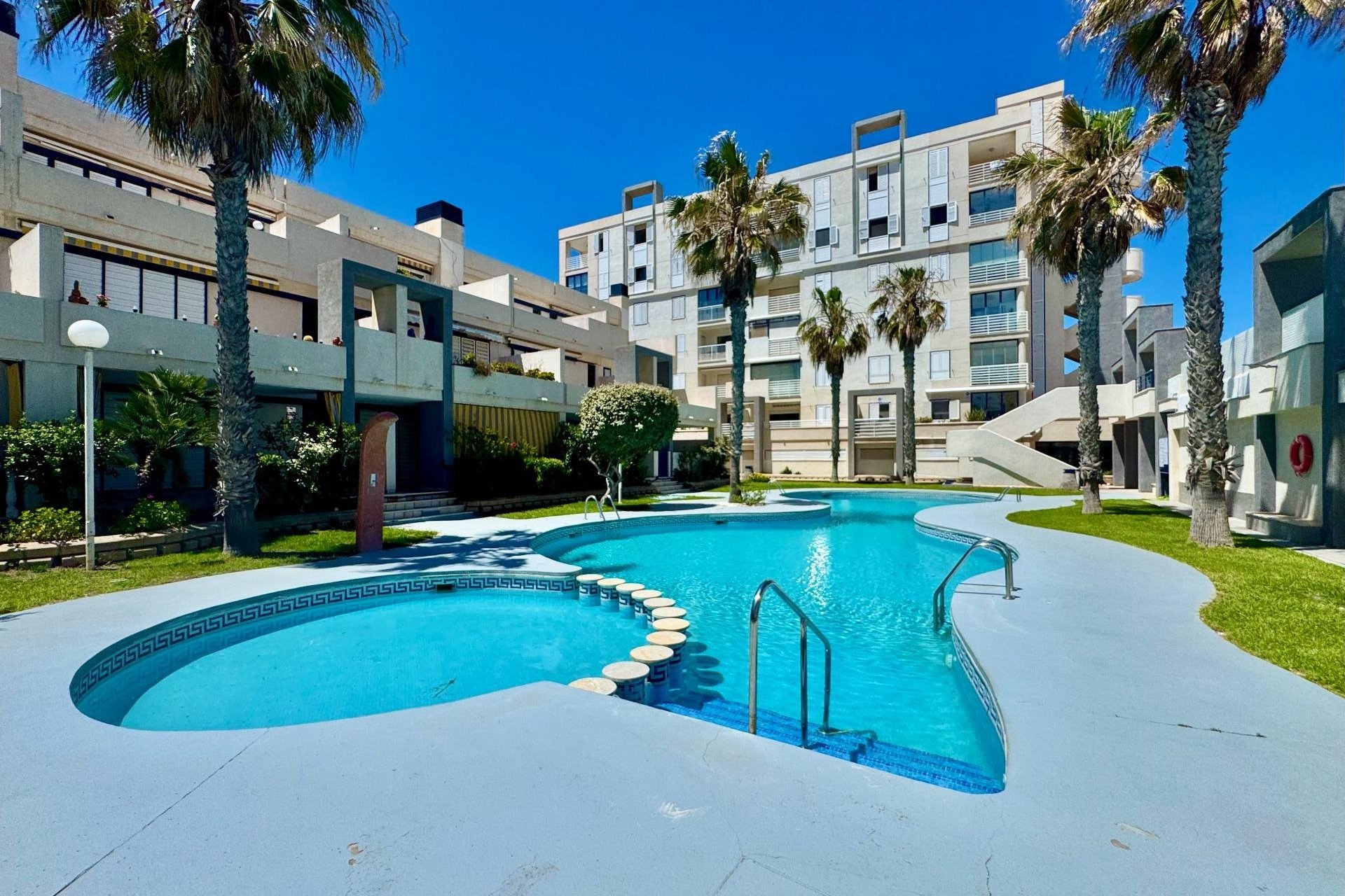 Revente - Appartement - Torrevieja - Torre la mata