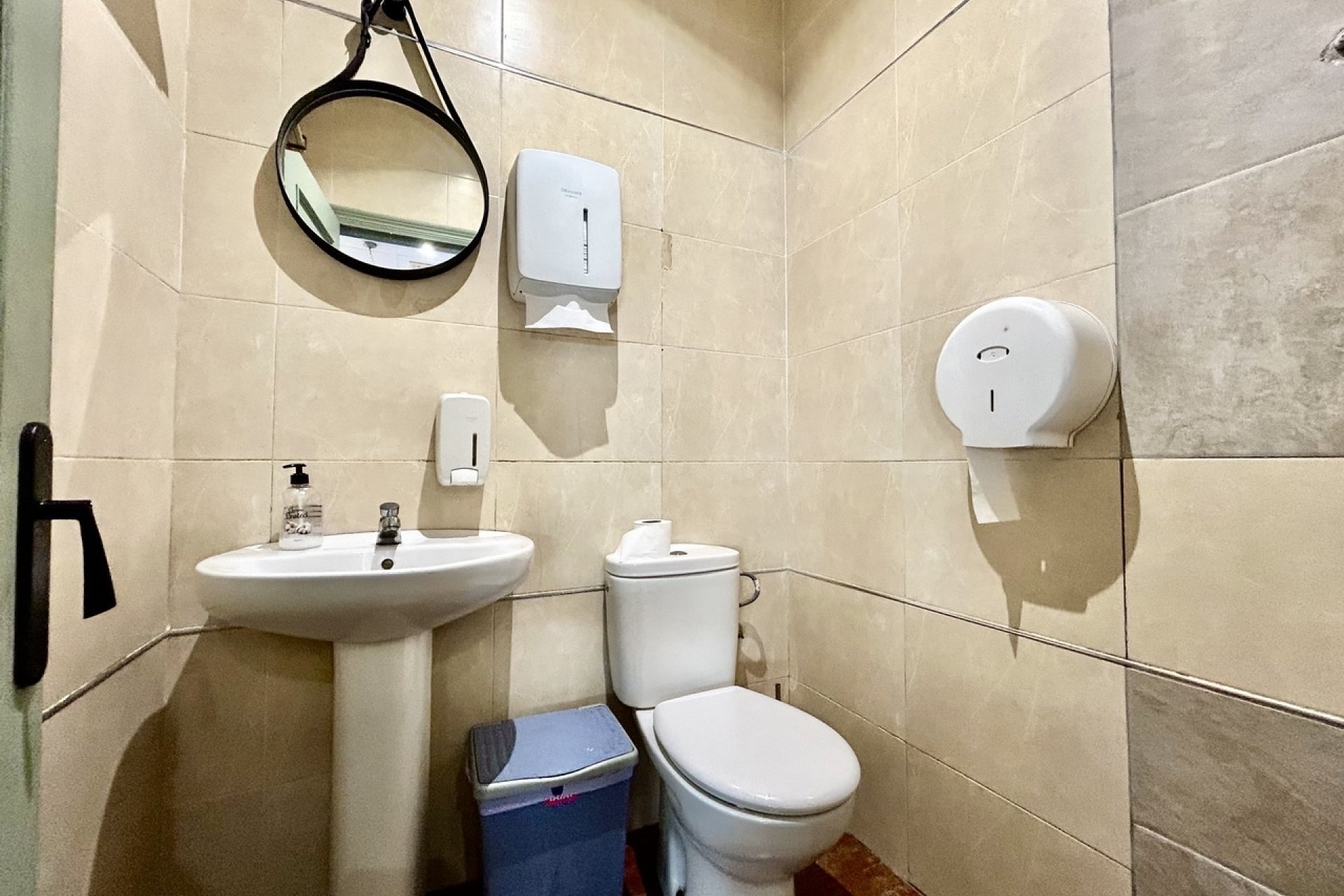 Revente - Local comercial - Orihuela Costa - Villamartín