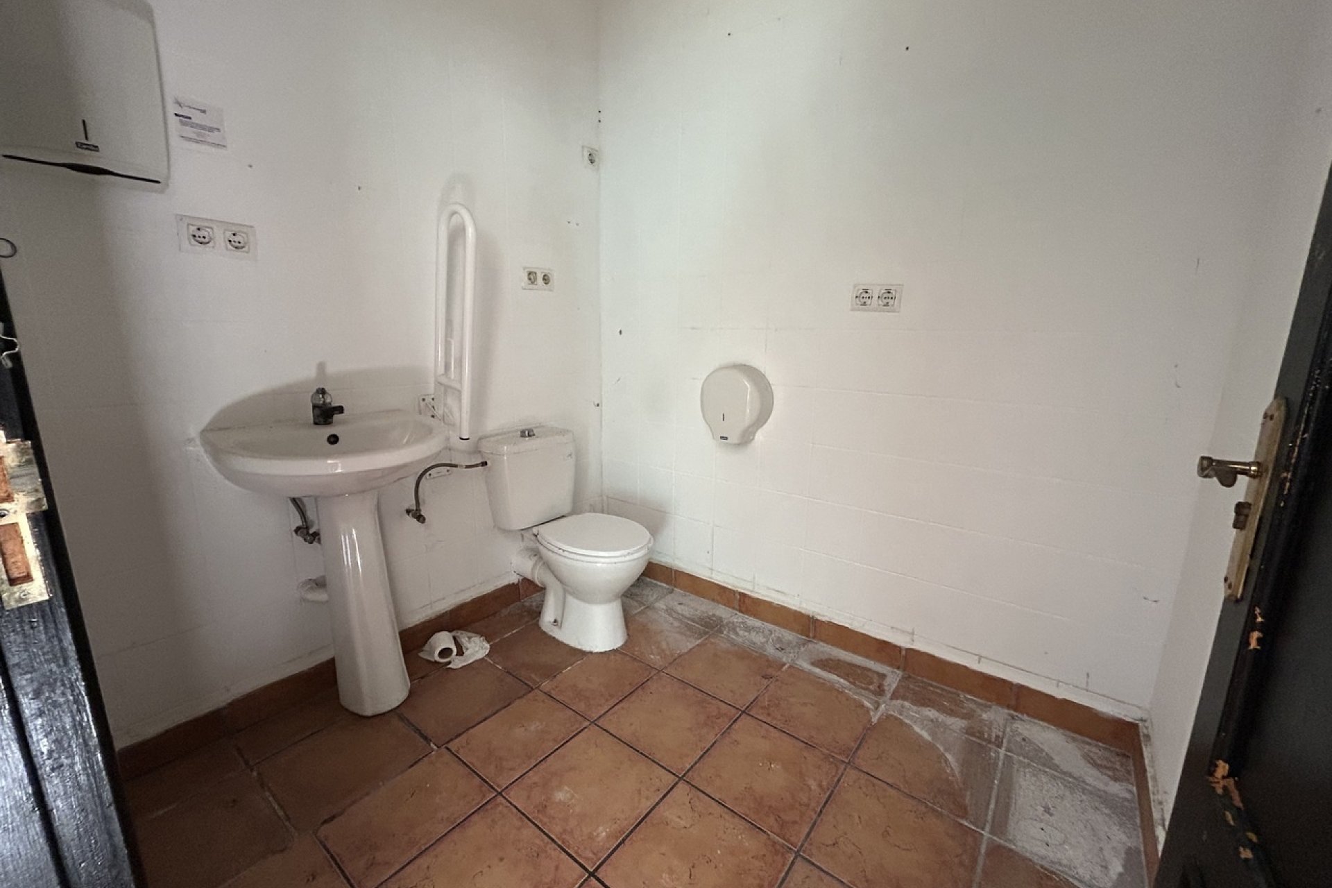 Revente - Local comercial - Orihuela Costa - Villamartín