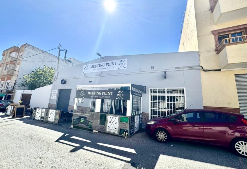 Revente - Local comercial - San Miguel de Salinas