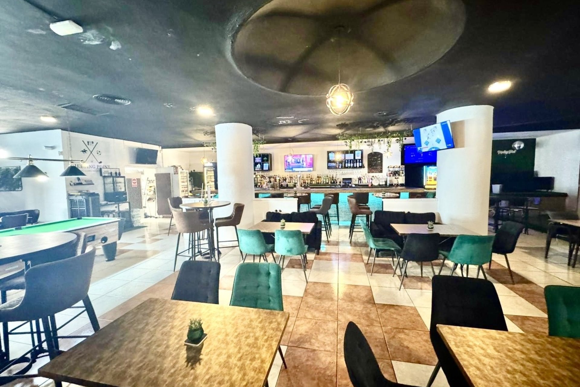 Revente - Local comercial - San Miguel de Salinas