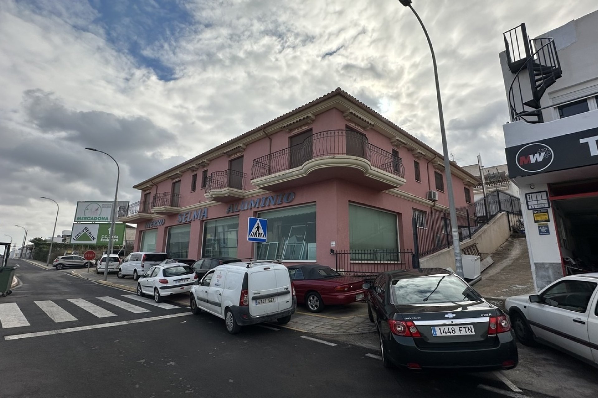 Revente - Local comercial - San Miguel de Salinas