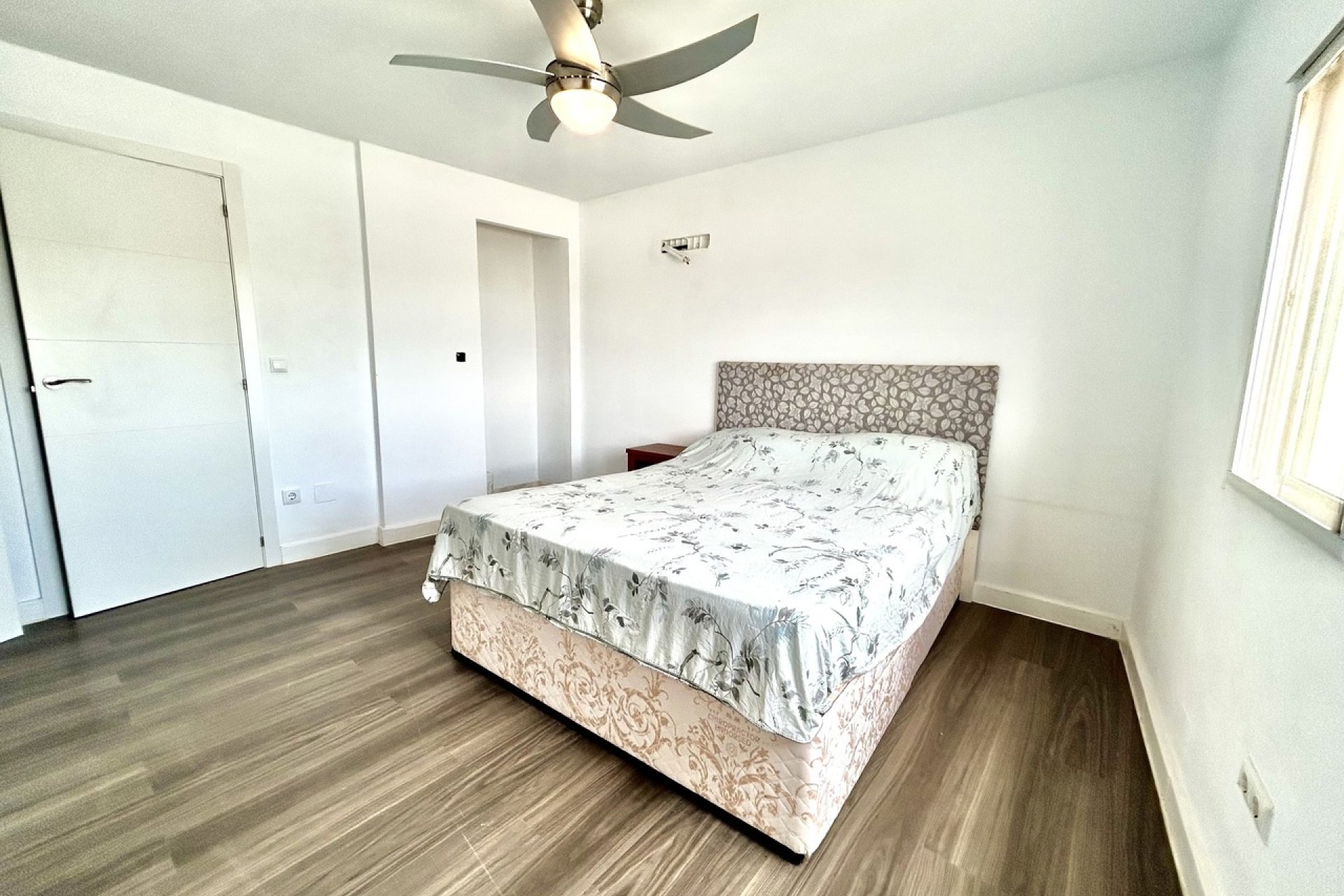 Revente - Villa - Los Montesinos