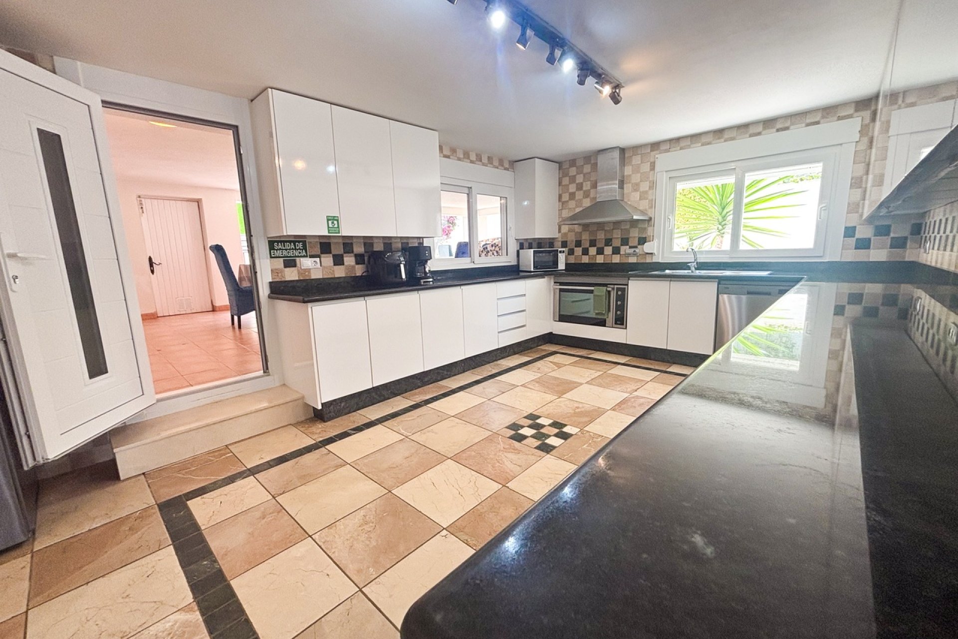 Revente - Villa - Orihuela Costa - Dehesa de Campoamor