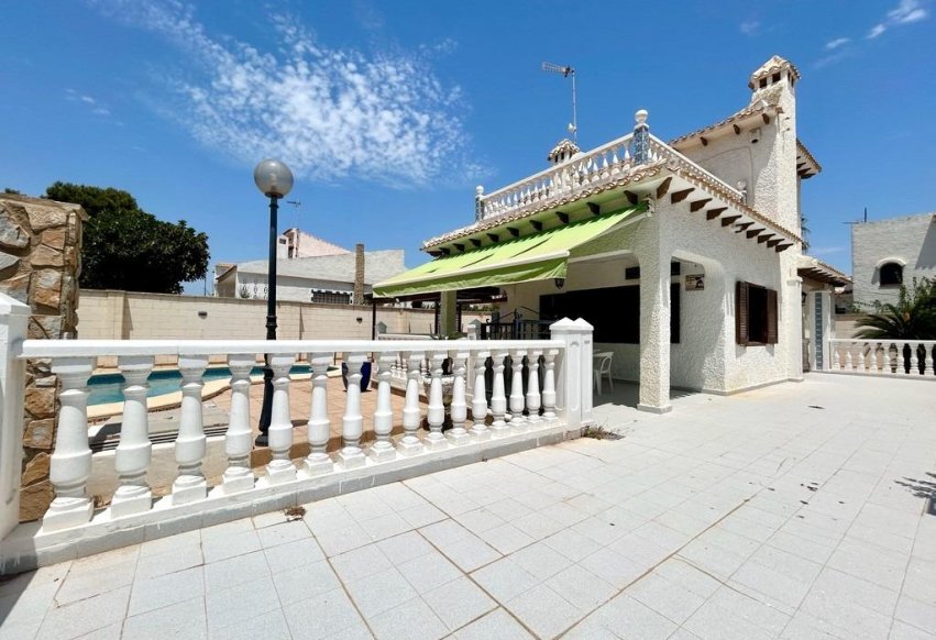 Revente - Villa - Orihuela Costa - La Zenia