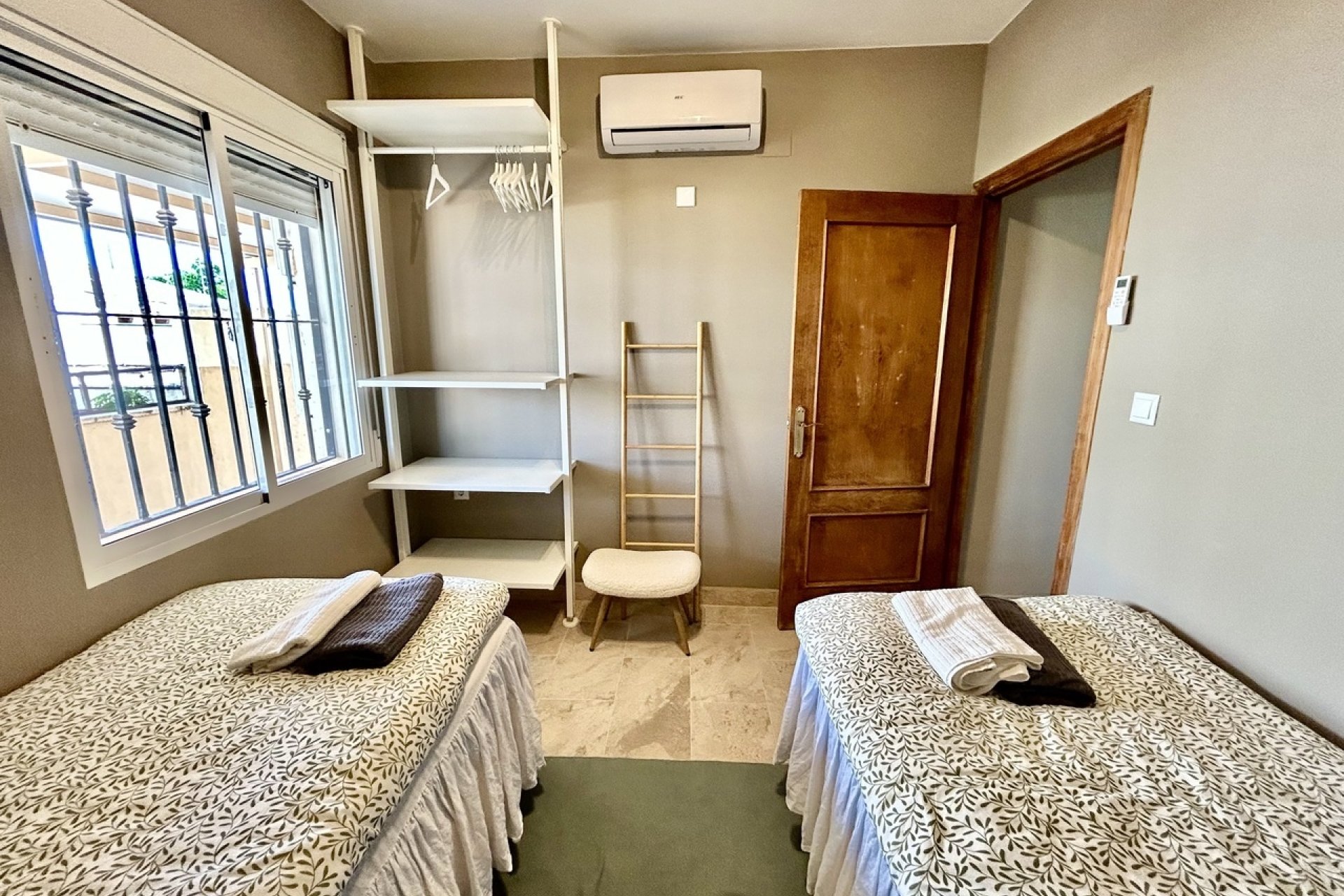 Revente - Villa - Orihuela Costa - La Zenia