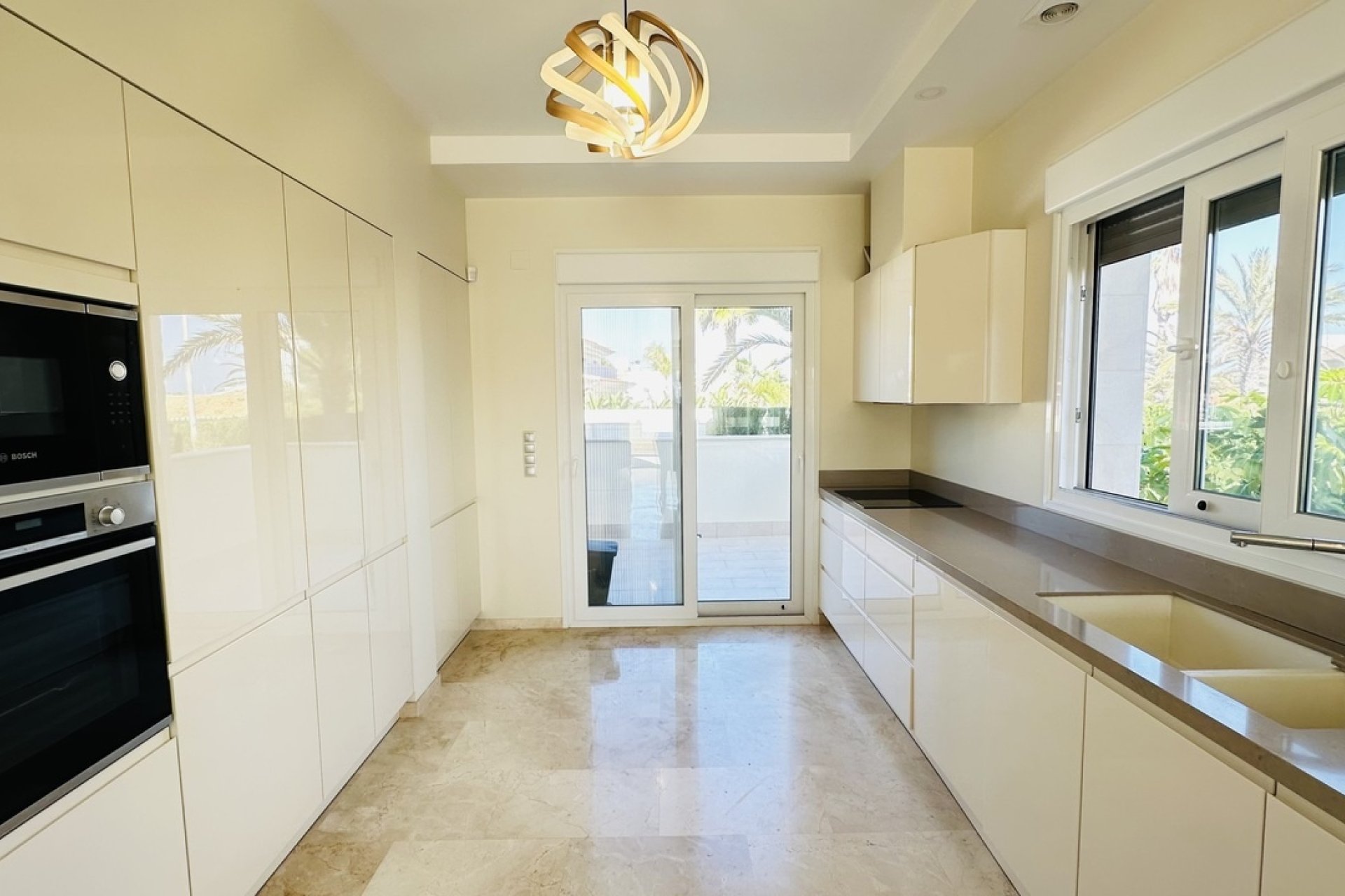 Revente - Villa - Orihuela Costa - La Zenia