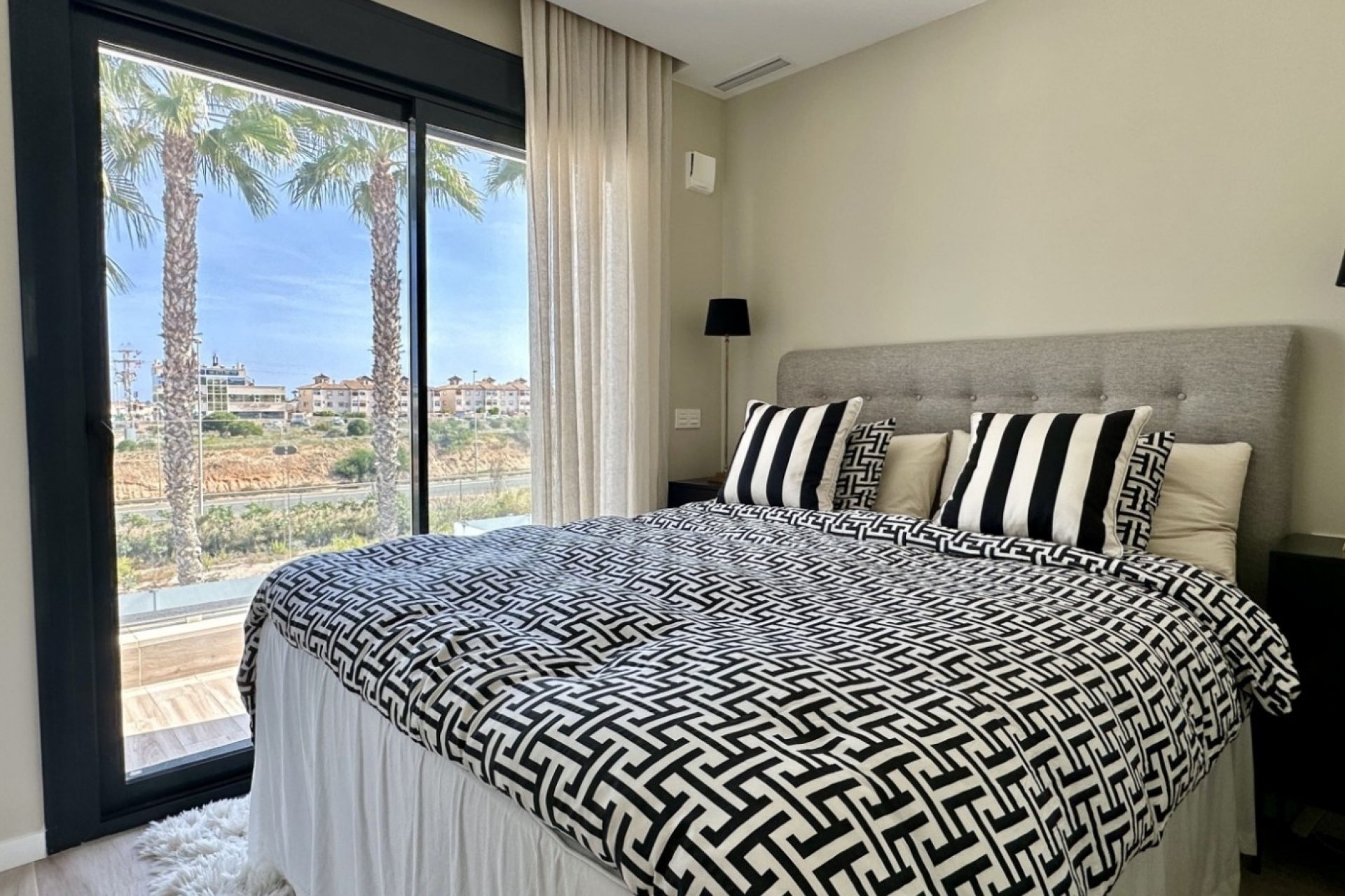 Revente - Villa - Orihuela Costa - Lomas de Cabo Roig