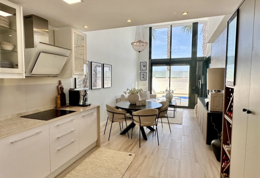 Revente - Villa - Orihuela Costa - Lomas de Cabo Roig