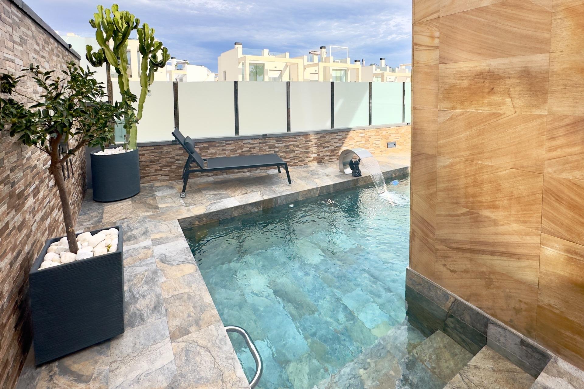 Revente - Villa - Orihuela Costa - Lomas de Cabo Roig