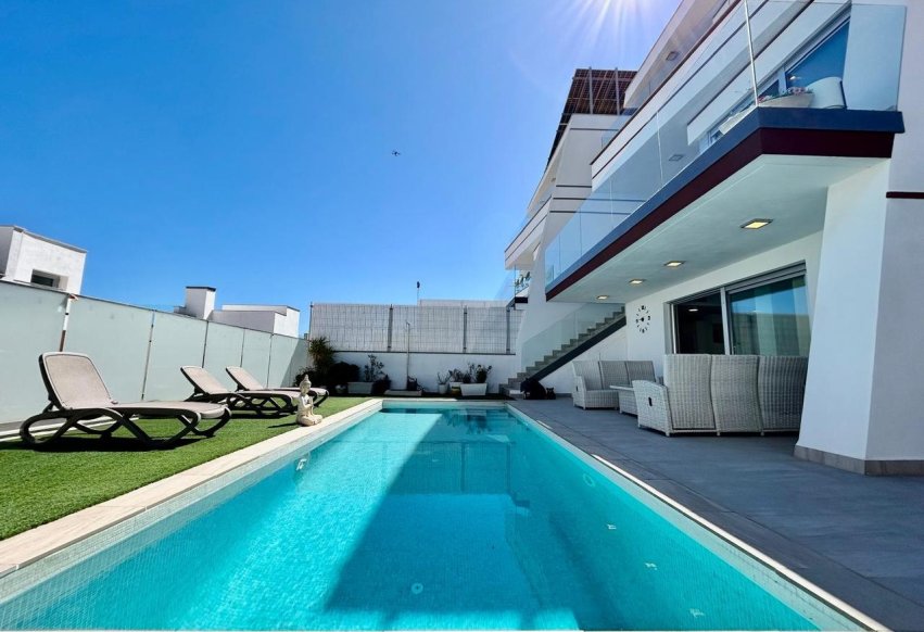 Revente - Villa - Orihuela Costa - Villamartín