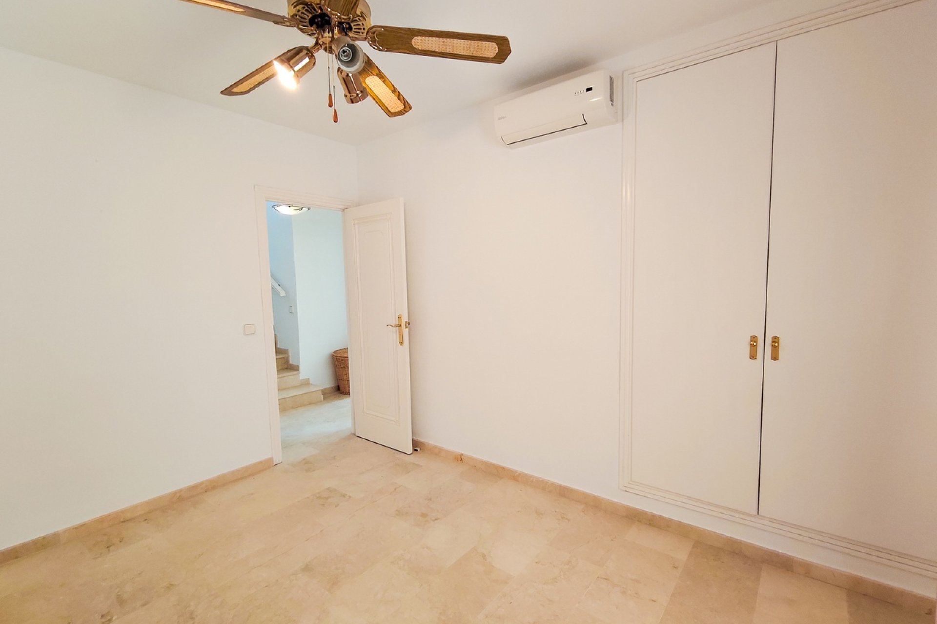 Revente - Villa - Orihuela Costa - Villamartín