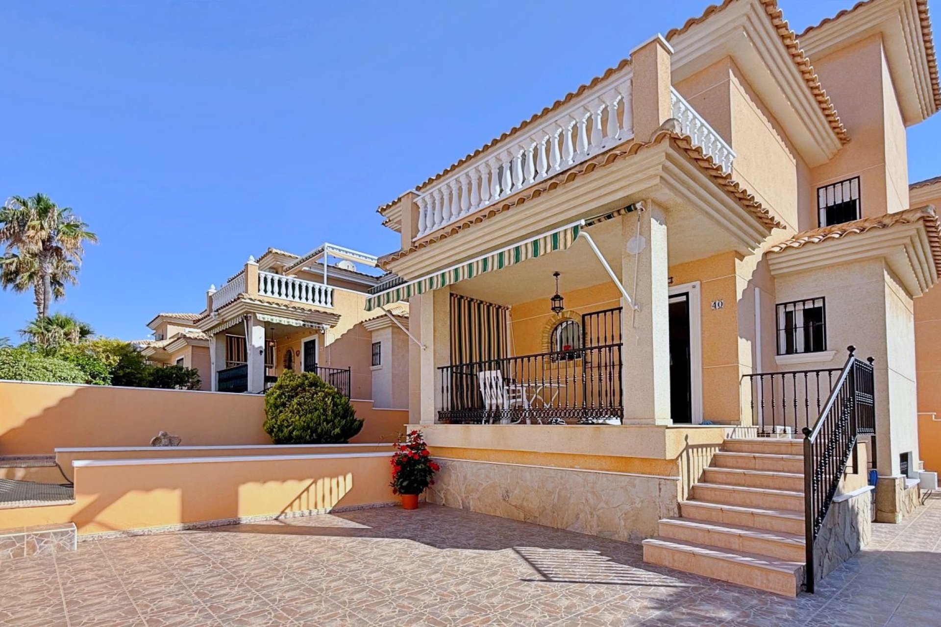 Revente - Villa - Orihuela - Orihuela Costa