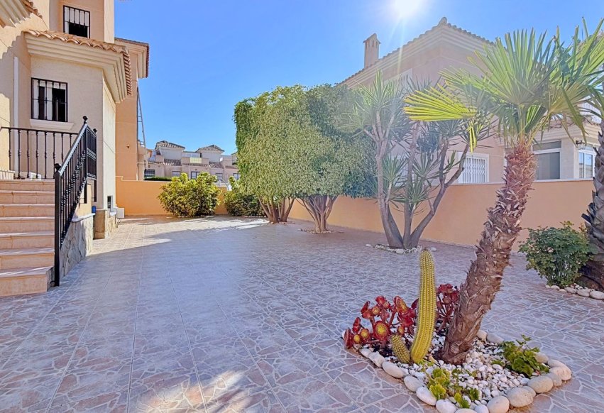 Revente - Villa - Orihuela - Orihuela Costa