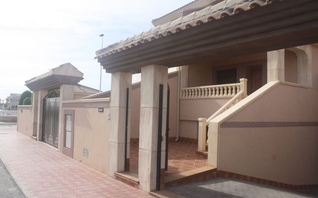 terraced - Nouvelle construction - Torrevieja - Torrevieja