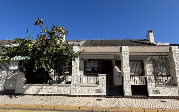 Townhouse - Resale - Pilar de la Horadada - COM-23025